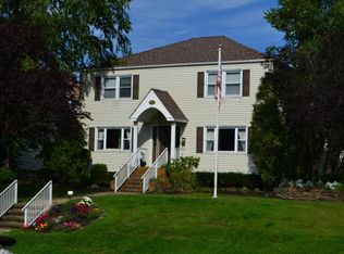 92 Inlet Ter, Belmar, NJ 07719