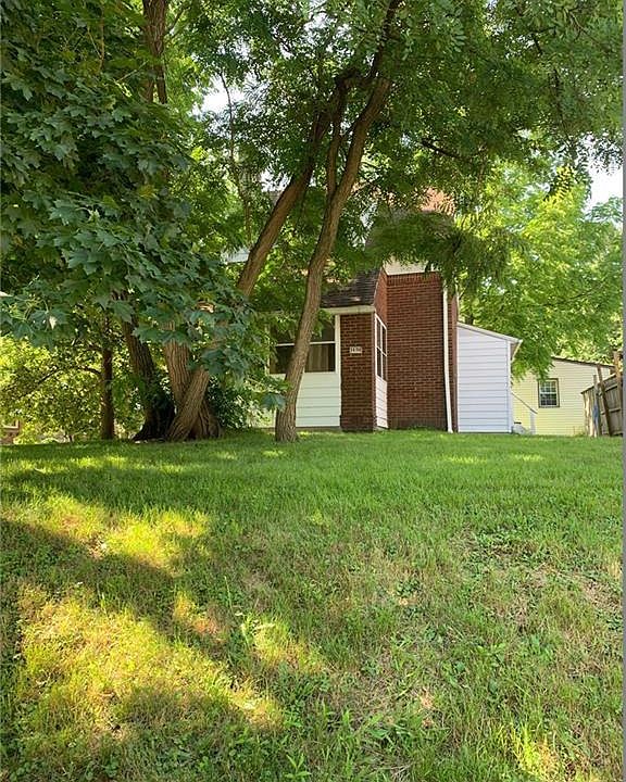 1st image of 1458 Huguelet St