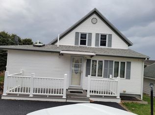 4 Broadway Ext, York, ME 03909