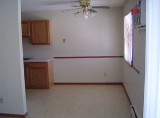 7190 Silver Lake Rd APT 208, Mounds View, MN 55112