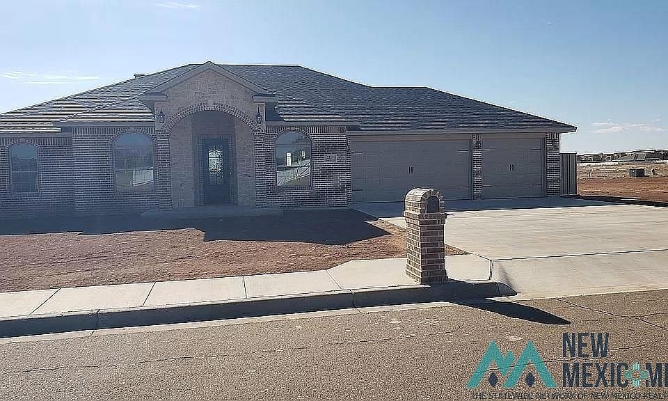 1st image of 2217 Amanda Ln
