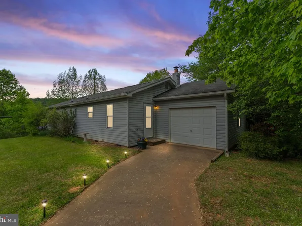 12288 Grindstone Ln, Boston, VA 22713