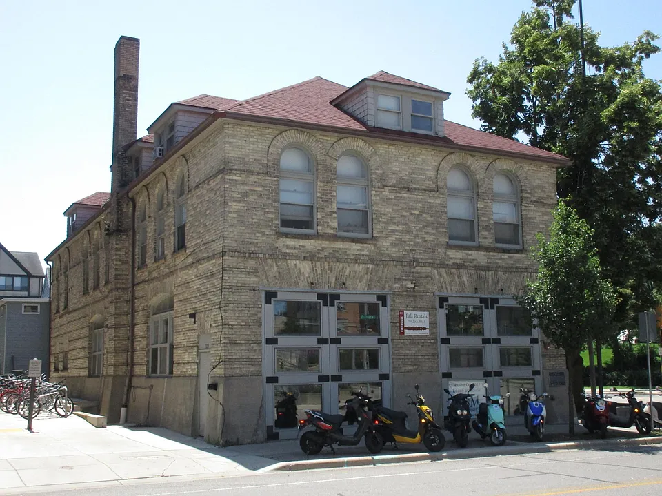 Building Photo