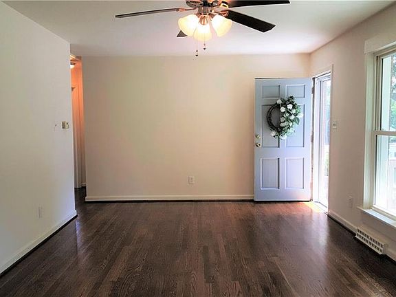 3rd image of 8206 Reinland Dr