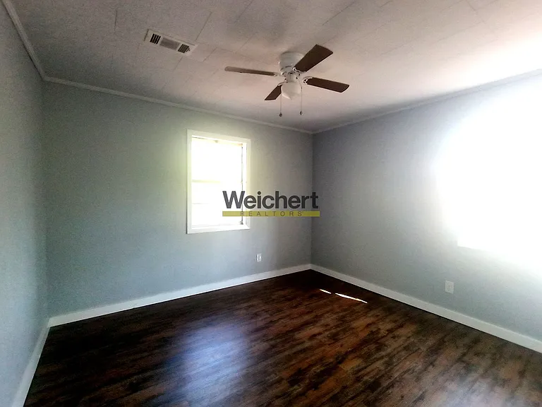 209 S 16th Ave — Photo 14