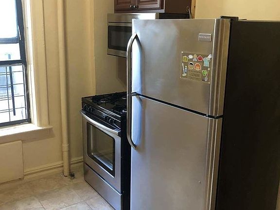 5th image of 1330 Eastern Pkwy APT D6
