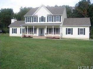 5 Seacord Dr, Campbell Hall, NY