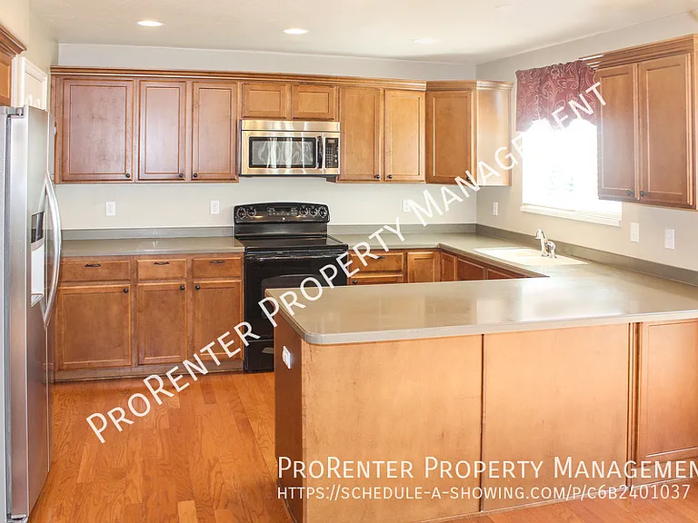 1062 S 1775 W — Photo 4