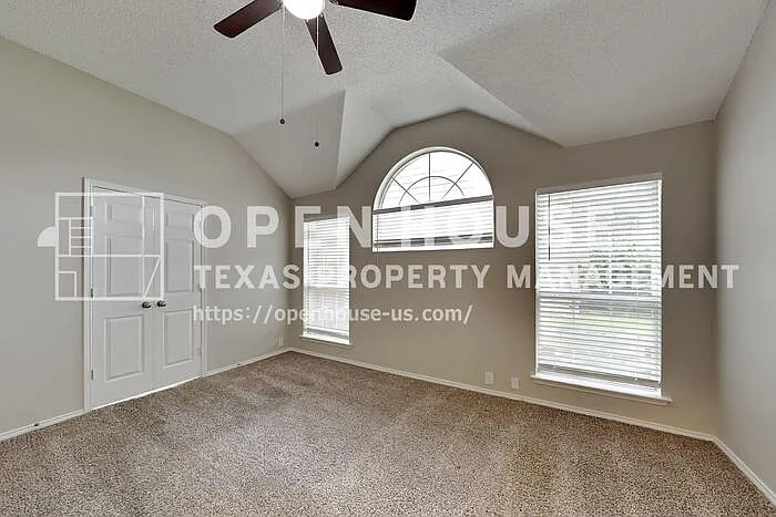 7411 Sonoma Valley Dr — Photo 12
