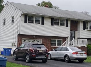 396 Hillcrest Ave, Somerset, NJ