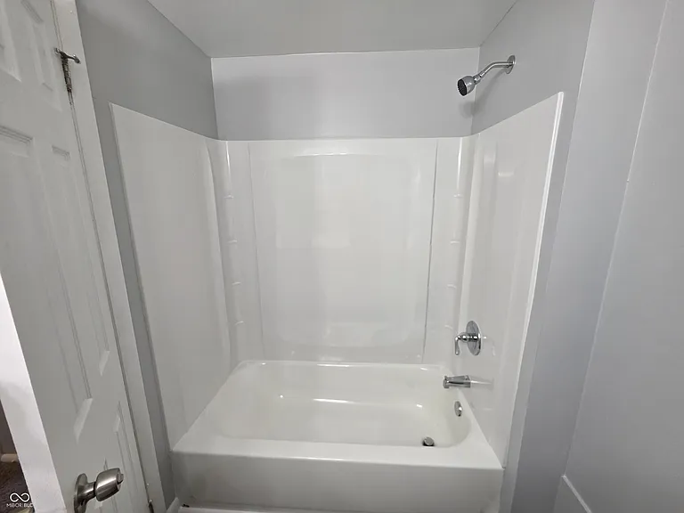 3829 Biscayne Rd — Photo 18