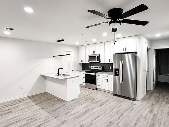 4th image of 2405 Judson Rd #111