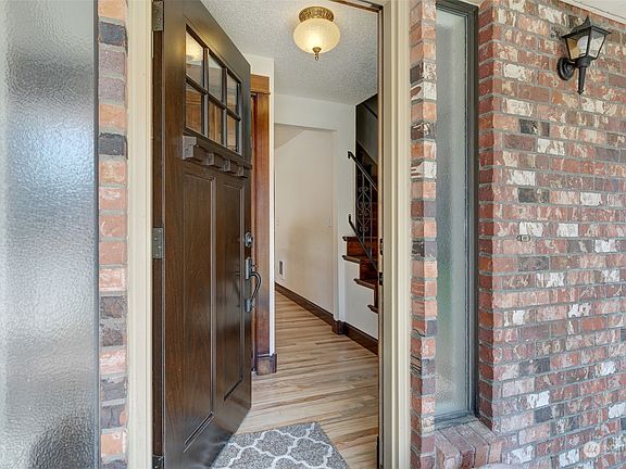 3rd image of 4331 108th Street NE