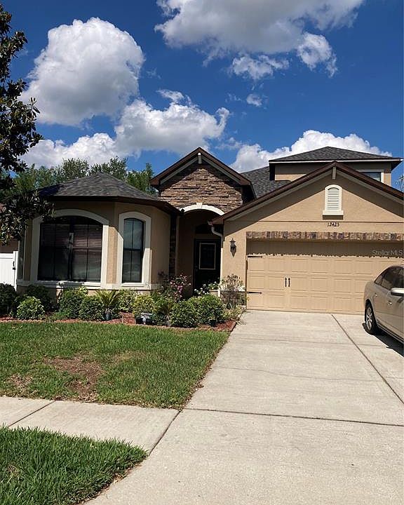 1st image of 12425 Leewood Way