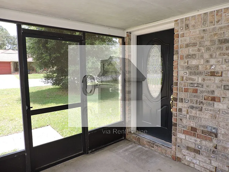 7674 Old Hickory Dr — Photo 2