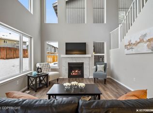 207 Shageluk Dr, Anchorage, AK 99504