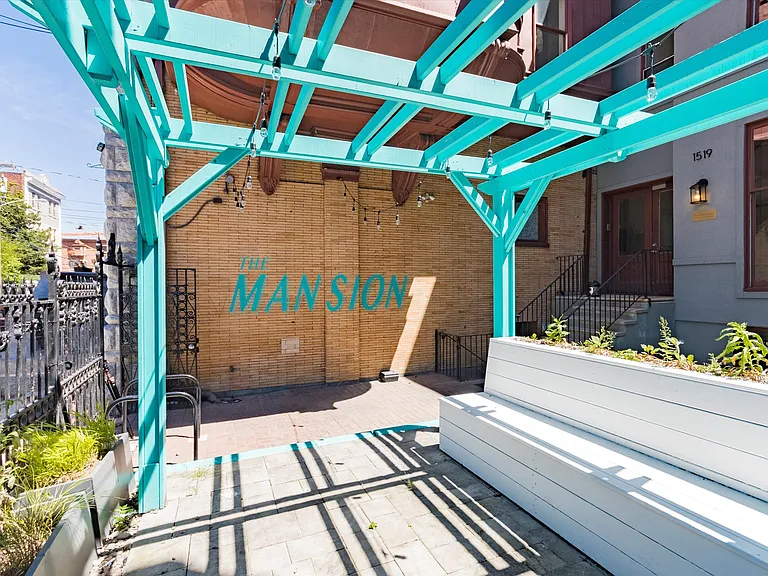 1519-21 N 16th St #13 — Photo 32