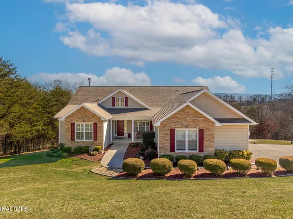 629 Emerald Ave, Kodak, TN 37764