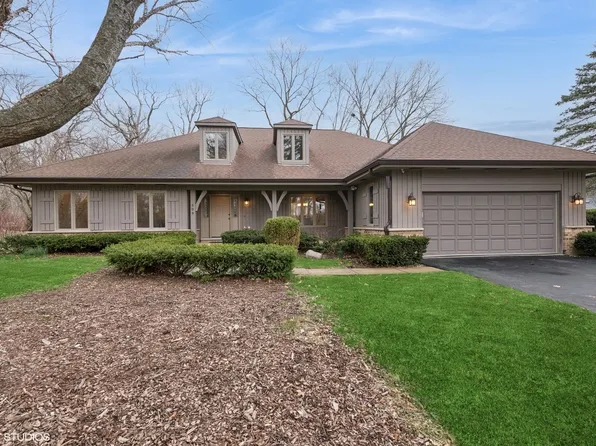 309 Whitmore Ln, Lincolnshire, IL 60069