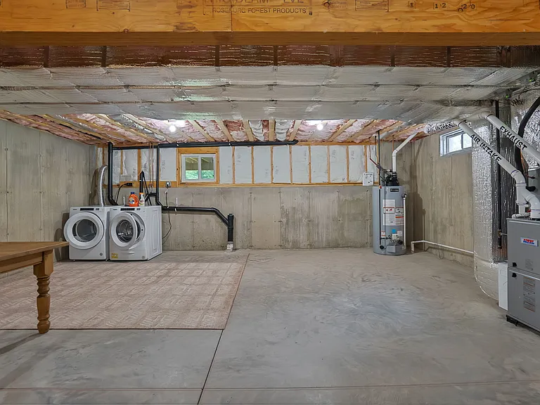 204 Mountain Rd #F — Photo 27