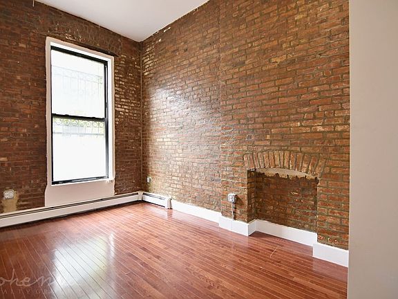 3rd image of 148 W 127th St #2A