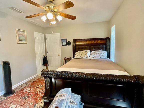 2nd image of 3247 Varnell Dr