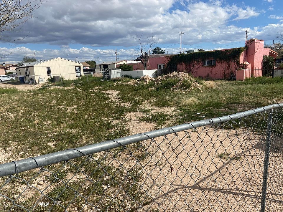 1st image of 5765 S Stewart Blvd
