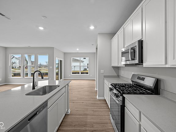 4th image of 16964 Cattle Hollow Ln