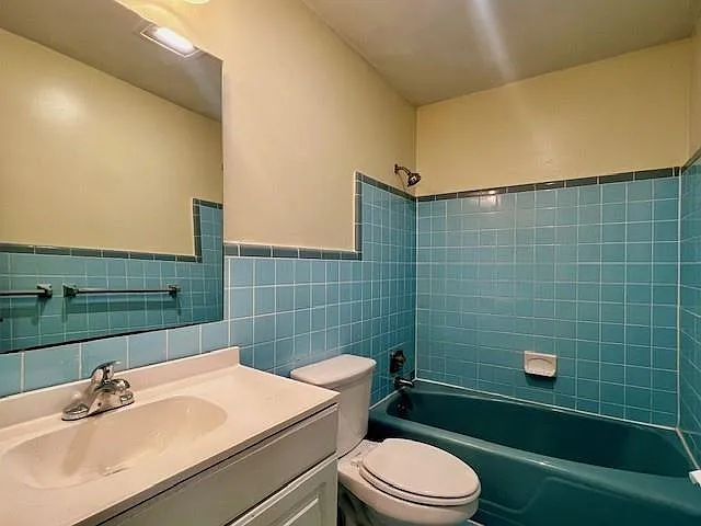 1597 Gilston Ct — Photo 8