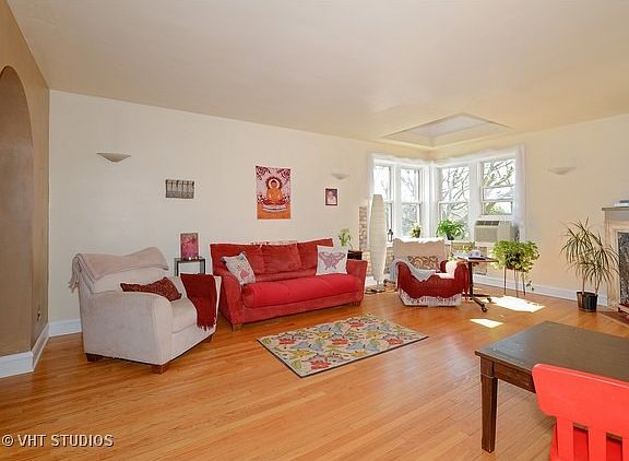 2nd image of 1724 W Estes Ave APT 3W