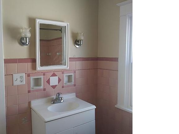 4th image of 3646 Boudinot Ave