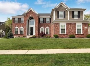 16327 Wynncrest Falls Way, Chesterfield, MO 63005