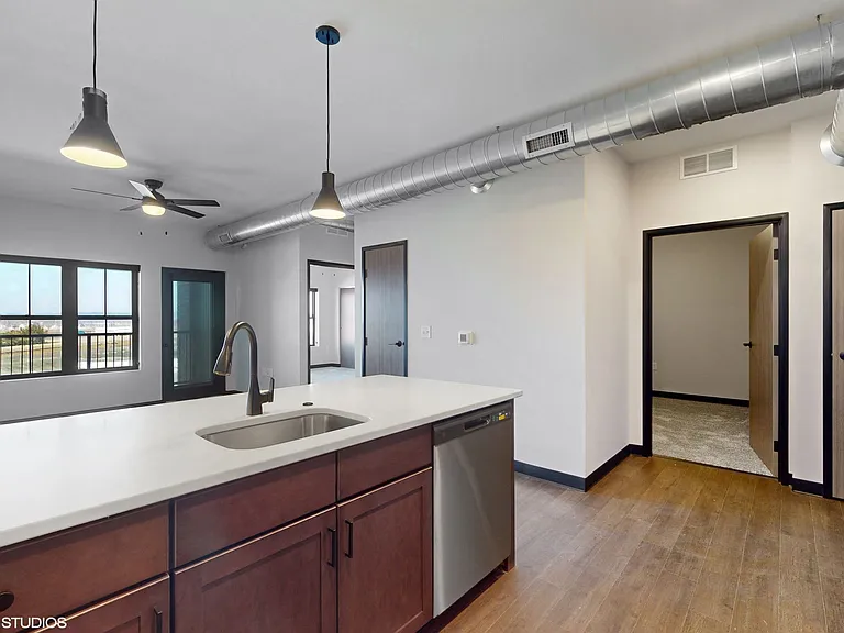 151 Lofts — Photo 14