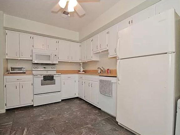 5th image of 332 Barclay St