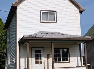 124 Pleasantview Ave, Butler, PA 16001