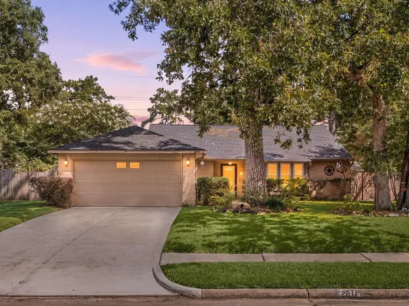 2811 Whispering Springs Dr, Spring, TX 77373