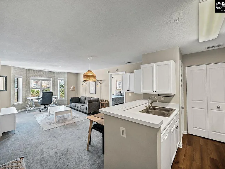 900 Taylor St #1-304 — Photo 2