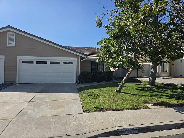 9528 Bayamon Rd — Photo 6