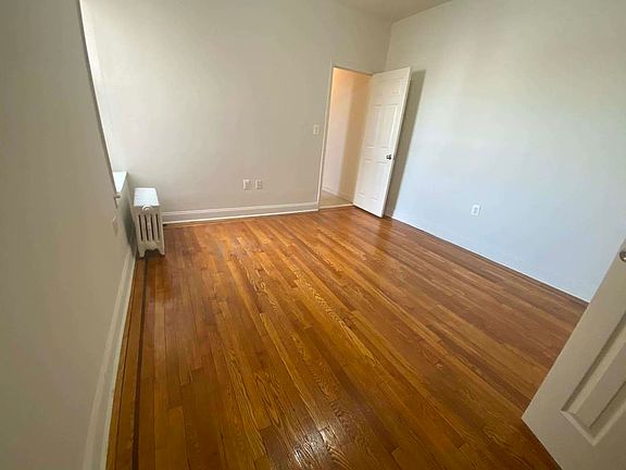 4th image of 28-32 35th St #6F