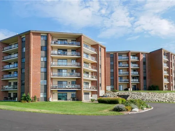 1117 Capella Pl S, Newport, RI 02840