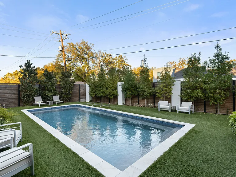 3771 Almazan Dr — Photo 34