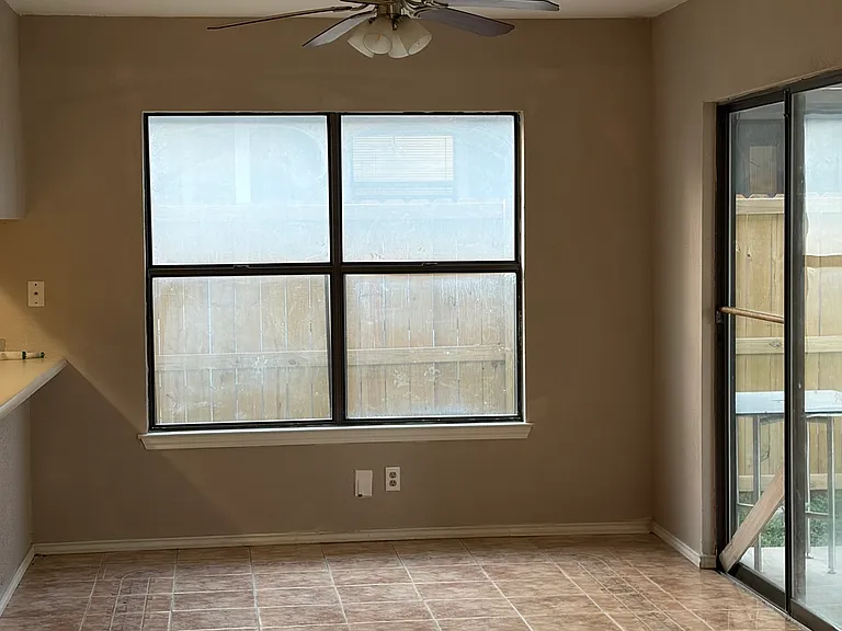 13210 Larkplace Dr — Photo 11