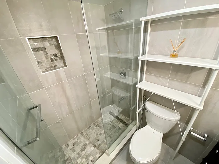 1001 Cosburn Ave #BASEMENT — Photo 13