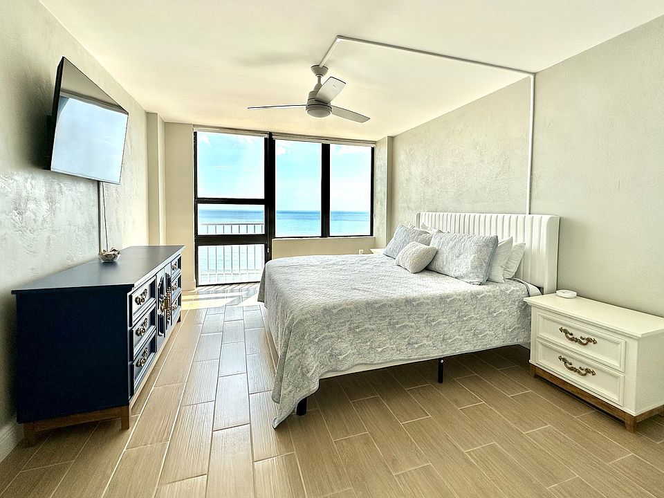 Primary Bedroom with 50" Smart Tv