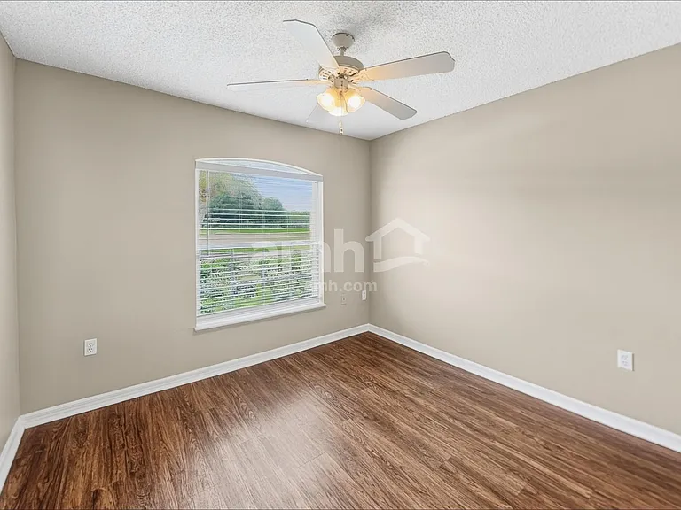 7861 Harbor Bend Cir — Photo 12