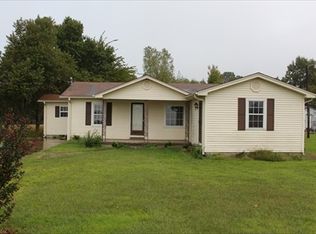 52 Ira Falls Rd, Trenton, TN 38382