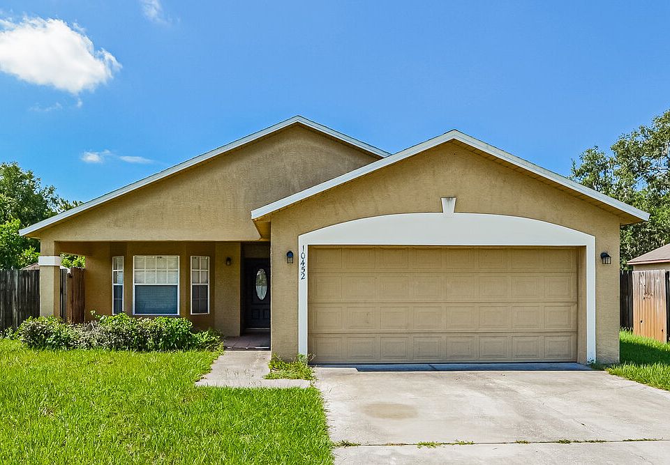 1st image of 10452 Coconut Grove Ln