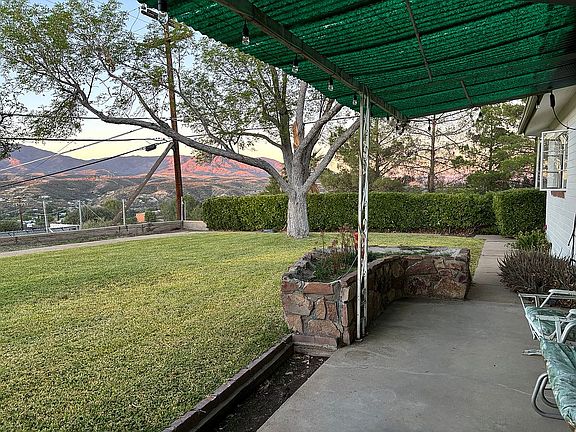 4th image of 1416 E Sierra Vista Dr