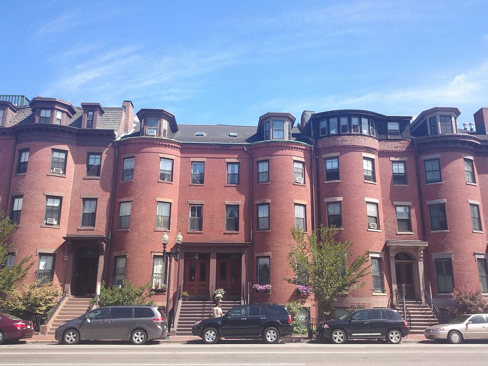 2nd image of 514 Massachusetts Ave APT 2
