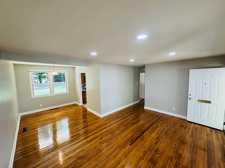 2529 Overbrook Dr — Photo 8